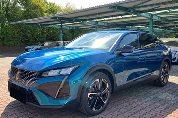 Peugeot 408 Allure e-DCS 1.2 mHEV