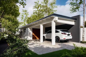  Projekt garażu G332 - Budynek garażowy z wiatą (PRA1358) - projekt garażu parterowego - Zdjęcie 1