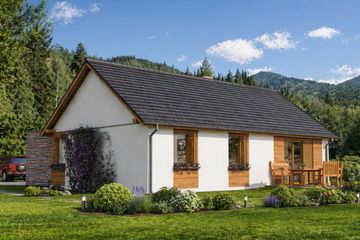Projekt domu A-140 Dom sarnia - szkieletowy - parterowy dom o powierzchni 89,80 m², dach dwuspadowy - ujęcie 3