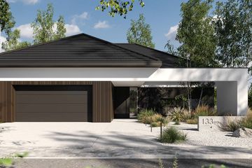 Projekt domu Homekoncept 133 wariant 02 - parterowy dom o powierzchni 140,36 m², dach kopertowy, koszt budowy 450 000 zł - ujęcie frontu
