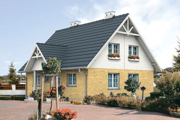  Projekt domu Eko (BSA1066) - projekt domu parterowego z poddaszem - Zdjęcie 1
