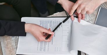 Sądy mają szerzej badać umowy kredytów, także bez zarzutów klienta