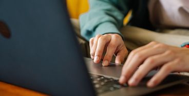 Przy kredycie 15 tys. zł możesz zapłacić o ponad 800 zł więcej
