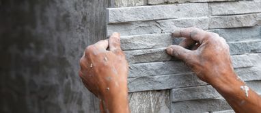 Kamień elewacyjny na styropianie