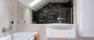 Wanna z prysznicem w łazience – czy to dobre rozwiązanie?