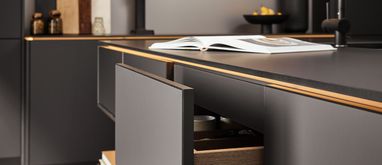 Szkło polimerowe z nowej kolekcji REHAU