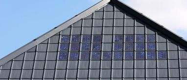 Dachówka fotowoltaiczna