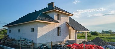 Czy warto kupić domu w budowie z rynku wtórnego?