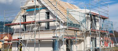 Energooszczędny dom jednorodzinny w trakcie budowy