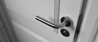 Drzwi z odwrotną przylgą