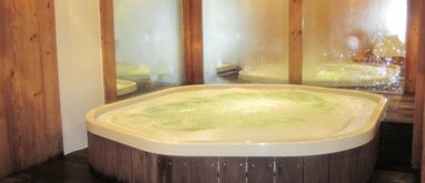 Wanna z hydromasażem