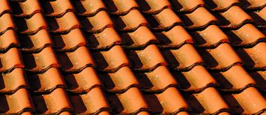 Dachówka cementowa – cena i rodzaje dachówki cementowej