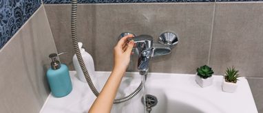 Przepływowy podgrzewacz wody – jaki wybrać?