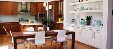 Salon z jadalnią - jak urządzić funkcjonalną przestrzeń?