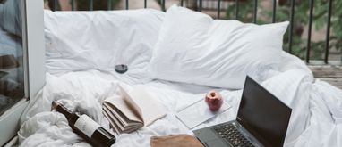 Jak urządzić balkon - jak pomysłowo zaaranżować domowy balkon?