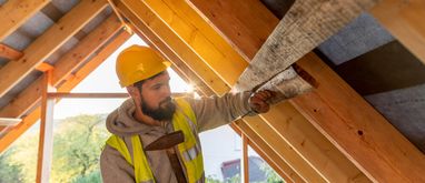 Jak zabezpieczyć konstrukcję dachową pod dachówkę