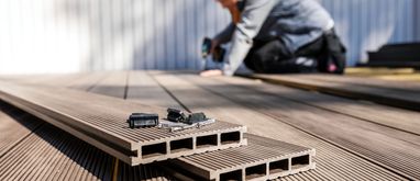 Montaż deski tarasowej kompozytowej na klipsy 