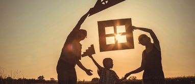 Fotowoltaika z magazynem energii w domu jednorodzinnym: na co zwrócić uwagę przy projekcie