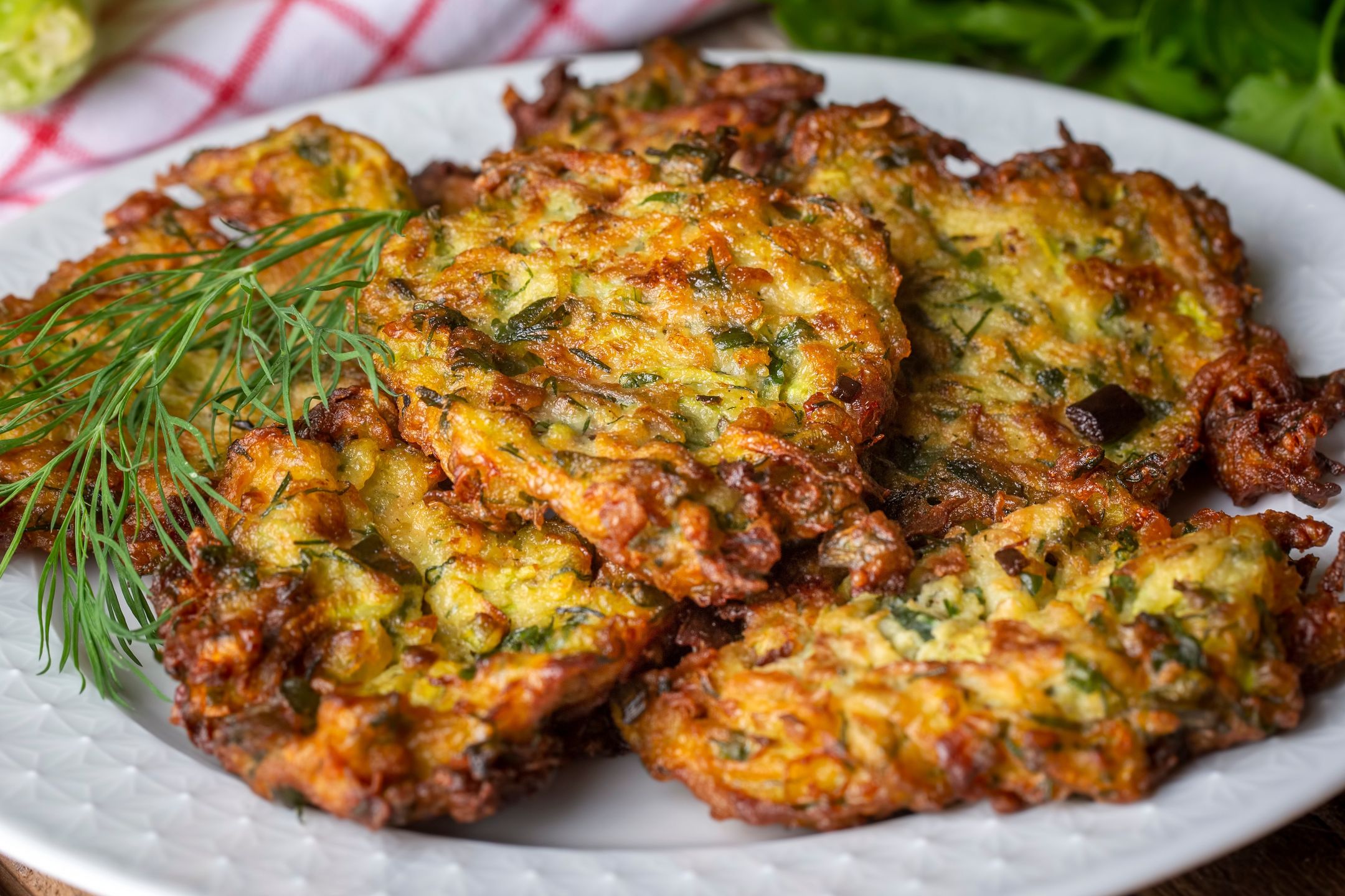 Zucchinipuffer ohne Mehl: Knackiger Genuss für Gesundheitsbewusste
