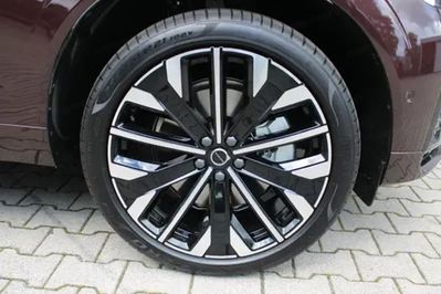 Volvo XC60 T8 Plug-In Hybrid AWD Ultra Dark