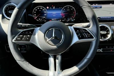 Mercedes Klasa B 220 d Progressive 8G-DCT