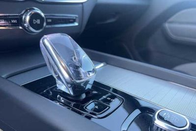 Volvo XC60 B5 B AWD Plus Dark aut