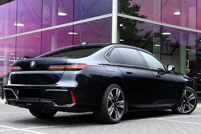 BMW Seria 7 740d xDrive M Sport