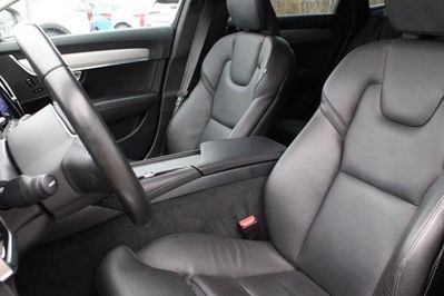 Volvo V90 B4 D Momentum