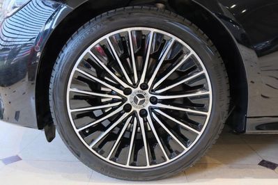 Mercedes Klasa E 220 d 4-Matic Exclusive