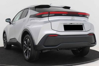 Toyota C-HR Style 2.0 Hybrid Dynamic Force Plug-in