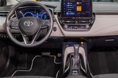 Toyota Corolla 1.8 Hybrid Style