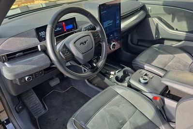 Ford Mustang Mach-E 98kWh AWD GT