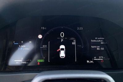 Lexus UX 300h F Sport Design