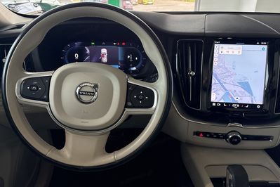 Volvo XC60 B4 D Momentum Pro