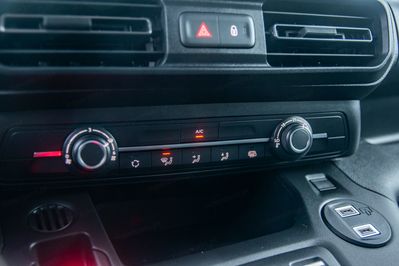 Peugeot Partner Van Long L2H1 EAT8