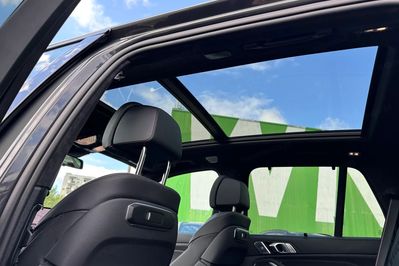 BMW X5 M60i xDrive