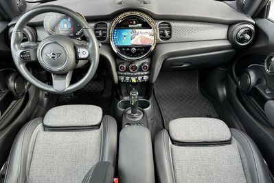 Mini Mini Cooper SE Classic Trim