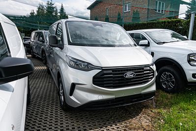 Ford Transit Custom 320 L2H1 Trend A8