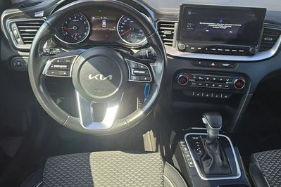 Kia Ceed 1.5 T-GDI  DCT