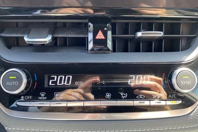 Suzuki Swace 1.8 Hybrid Elegance CVT