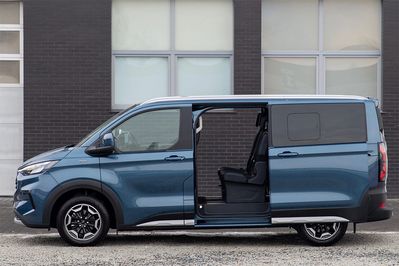 Ford Tourneo Custom L1H1 Active AT