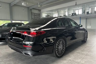 Mercedes Klasa E 220 d  4-Matic AMG