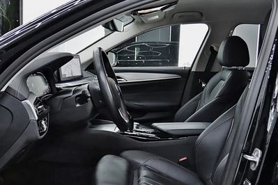 BMW Seria 5 Touring 530e Luxury Line xDrive