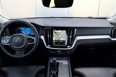 Volvo S60 B4 B Plus Dark