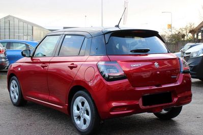 Suzuki Swift Premium Plus 1.2 Dualjet SHVS