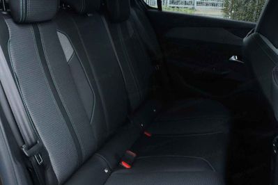 Peugeot 308 Allure EAT8 1.5 BlueHDi
