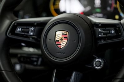 Porsche Panamera 4 E-Hybrid