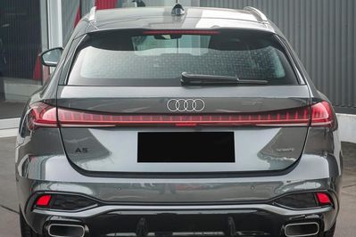 Audi A5 e-Hybrid quattro S line Avant