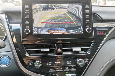 Toyota Camry 2.5 Hybrid Prestige Cvt