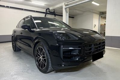 Porsche Cayenne Black Edition